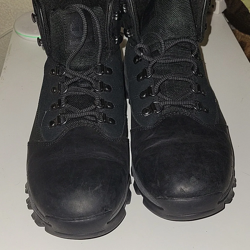 Mens Timberland Boots - Picture 3 of 5